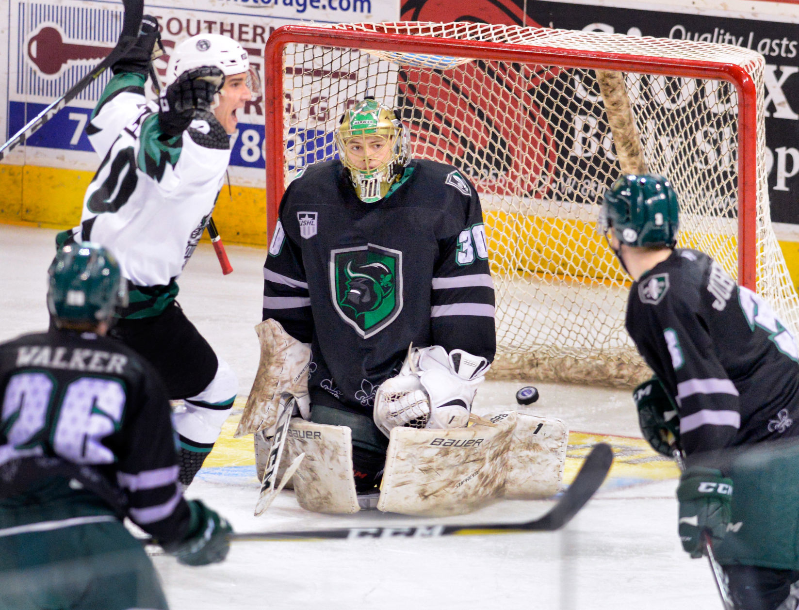 Hockey Cedar Rapids at Musketeers